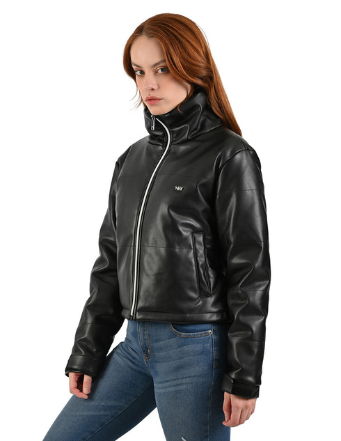 Chamarra casual negra de mujer Nine West con cuello alto